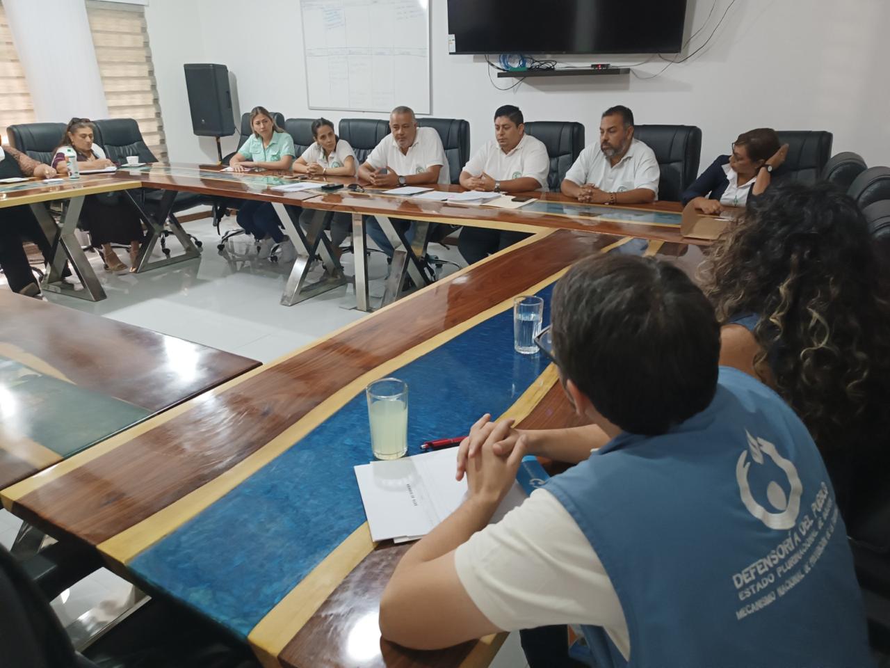 DEFENSORÍA DEL PUEBLO ANTE EL SEGUIMIENTO A LOS COMPROMISOS DEL GOBIERNO MUNICIPAL A LAS DEMANDAS DE FESIRMES , LLAMA A CONTINUAR ATENDIENDO A LA POBLACIÓN.