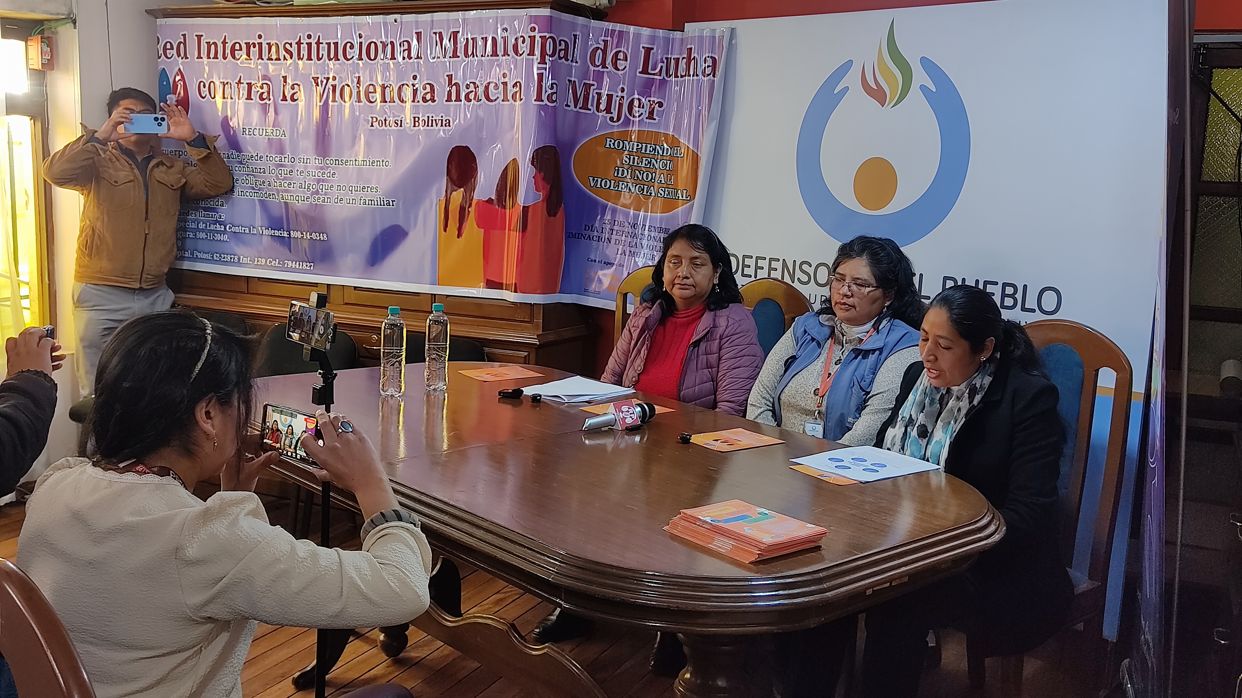 PLATAFORMA MULTISERVICIOS FORTALECE LA LUCHA CONTRA LA VIOLENCIA HACIA LA MUJER