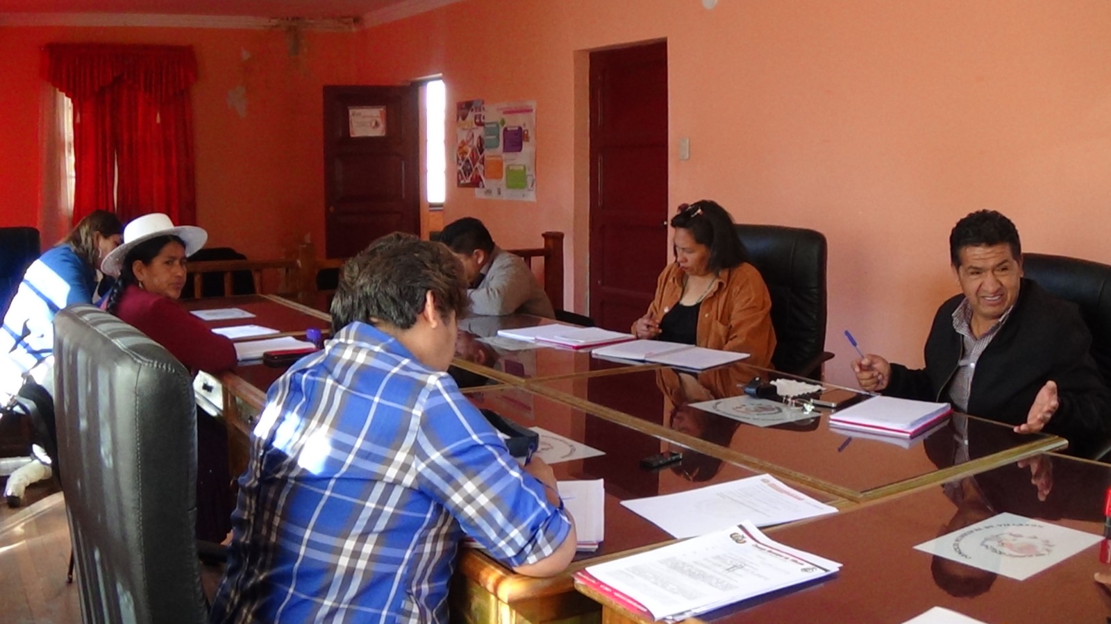 CONCEJO MUNICIPAL DE VILLAZÓN APRUEBA LEY PARA LA PREVENCIÓN Y ATENCIÓN DEL VIH/SIDA PROMOVIDA POR LA DEFENSORÍA DEL PUEBLO