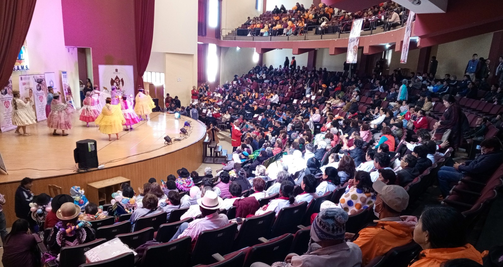 Las personas adultas mayores del municipio de Sucre, reivindican sus derechos en el Festival Cultural “Por una vejez digna y activa en el Bicentenario”