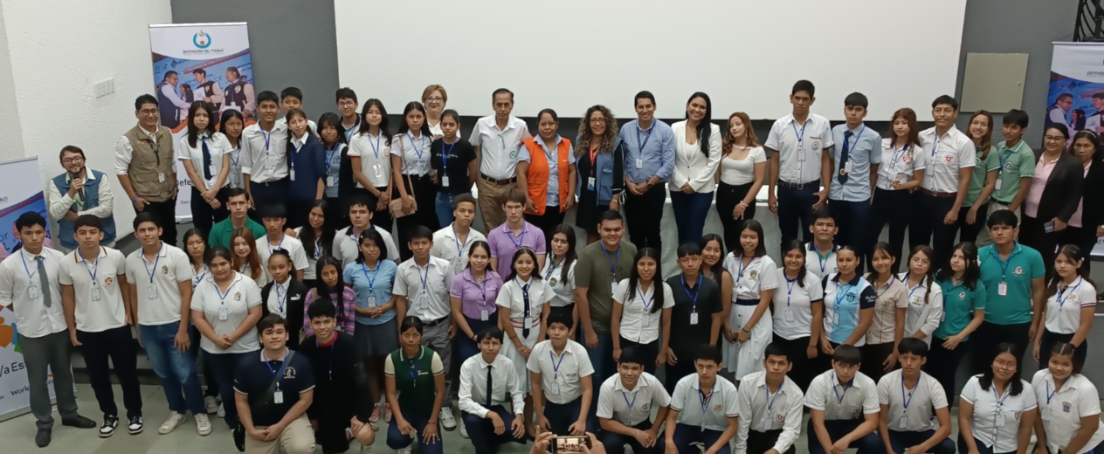 DELEGACIÓN DEFENSORIAL DE SANTA CRUZ ACREDITA DEFENSORAS Y DEFENSORES ESTUDIANTILES.