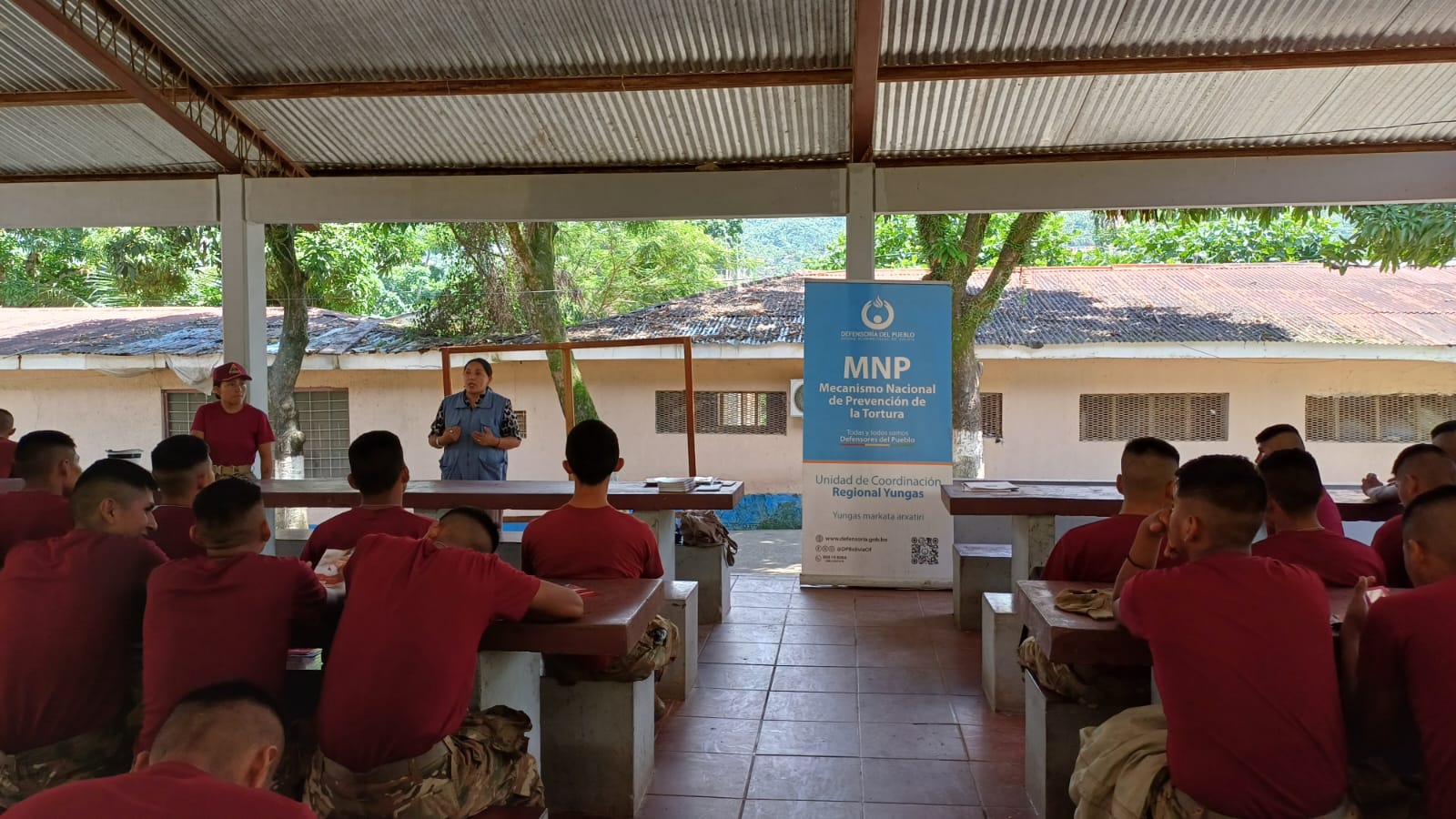 DEFENSORÍA DEL PUEBLO IMPARTE TALLER SOBRE DERECHOS HUMANOS Y PREVENCIÓN DE LA TORTURA A SOLDADOS DEL BATALLON DE INGENIERIA II “GRAL. ROMAN” DE CARANAVI