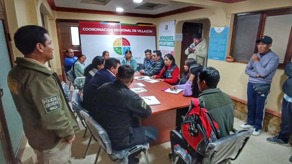 DEFENSORÍA DEL PUEBLO EXIGE JUSTICIA Y TRANSPARENCIA EN INVESTIGACIÓN POR MUERTE DE ADOLESCENTE EN VILLAZÓN