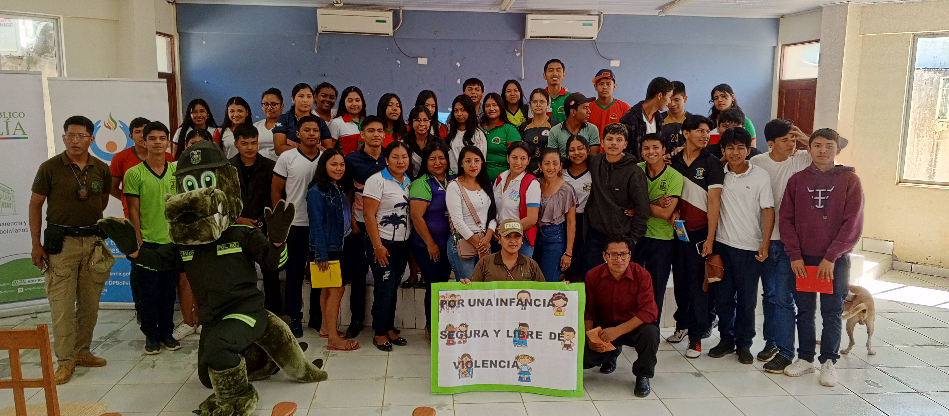 EN PANDO, MESA DE PROTECCIÓN “VOCES UNIDAS” DESARROLLA UNA JORNADA DE CAPACITACIÓN A 50 ESTUDIANTES DE SECUNDARIA EN EL DÍA NACIONAL DE SOLIDARIDAD CON NNA, VÍCTIMAS DE VIOLENCIA SEXUAL