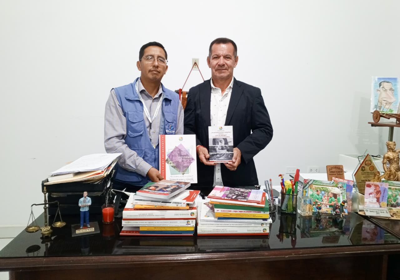 DEFENSORÍA DEL PUEBLO IMPULSA LA IMPLEMENTACIÓN DE DEFENSORAS Y DEFENSORES UNIVERSITARIOS