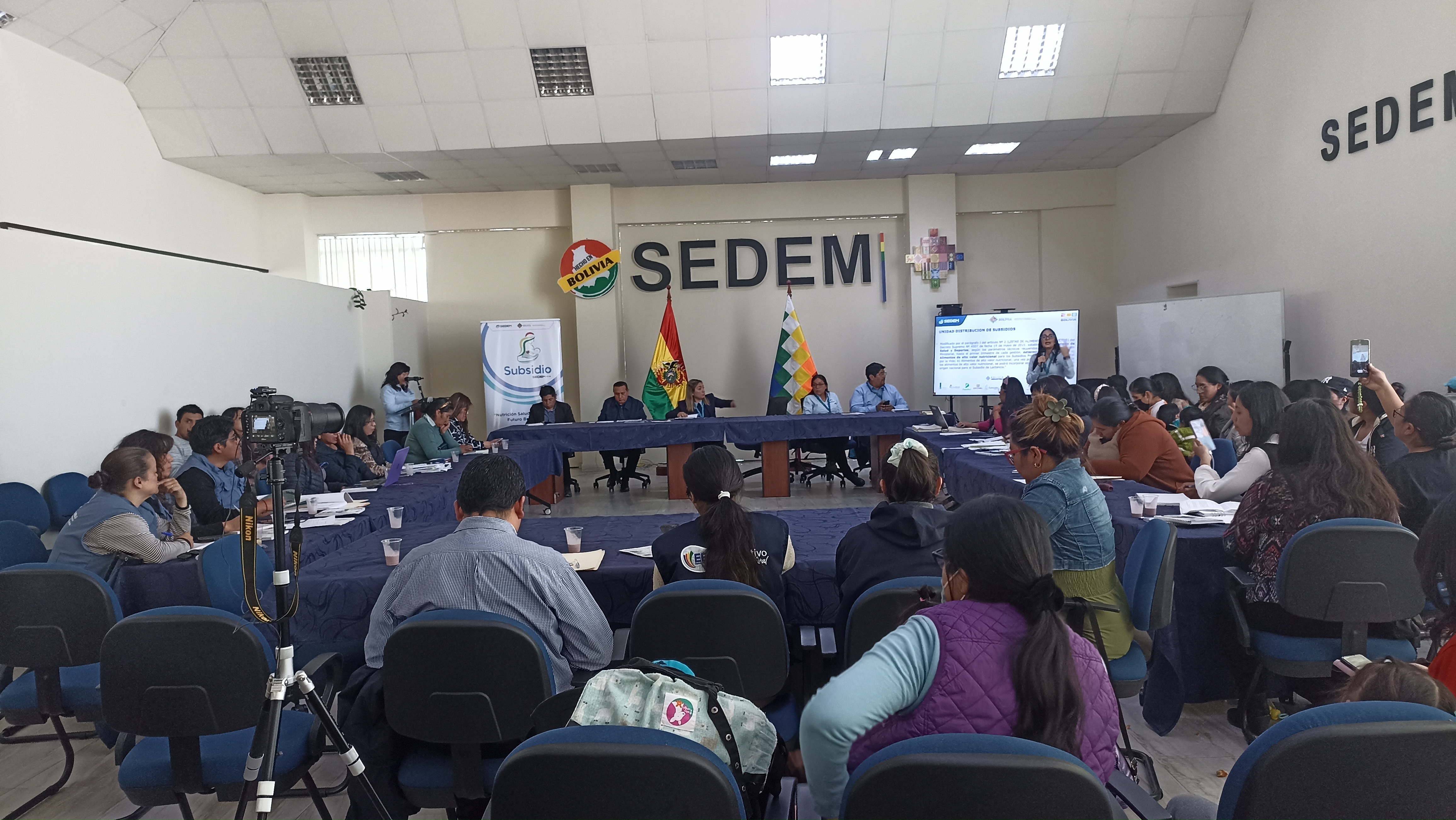 DEFENSORÍA DEL PUEBLO HACE SEGUIMIENTO A MESA TÉCNICA ENTRE EL SEDEM Y BENEFICIARIAS DEL SUBSIDIO PRENATAL Y DE LACTANCIA PARA EL ARMADO DE PAQUETES ALIMENTARIOS