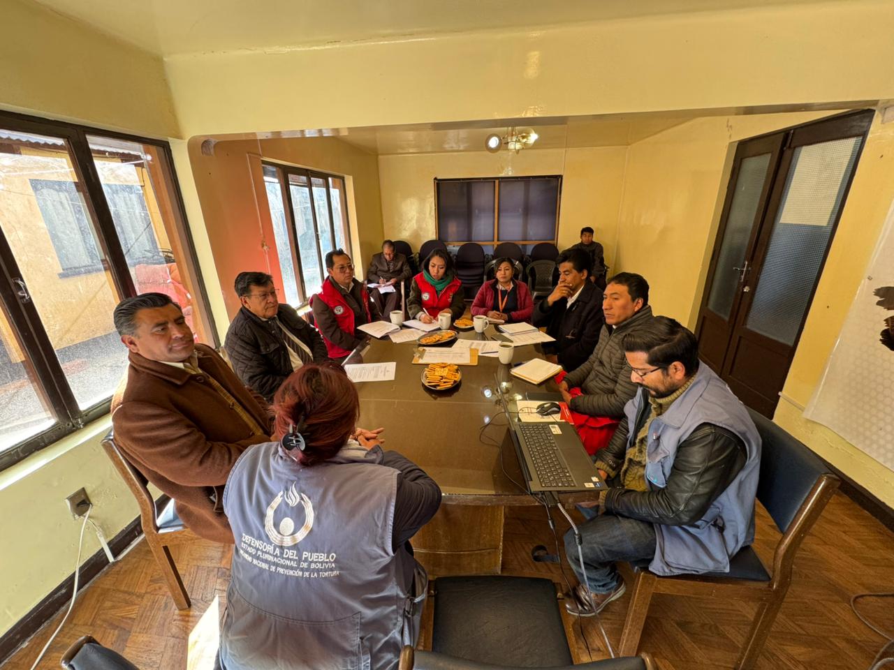 ORURO: DEFENSORÍA DEL PUEBLO CONFORMA “MESA DEPARTAMENTAL DE NNAs A VIVIR EN FAMILIA”