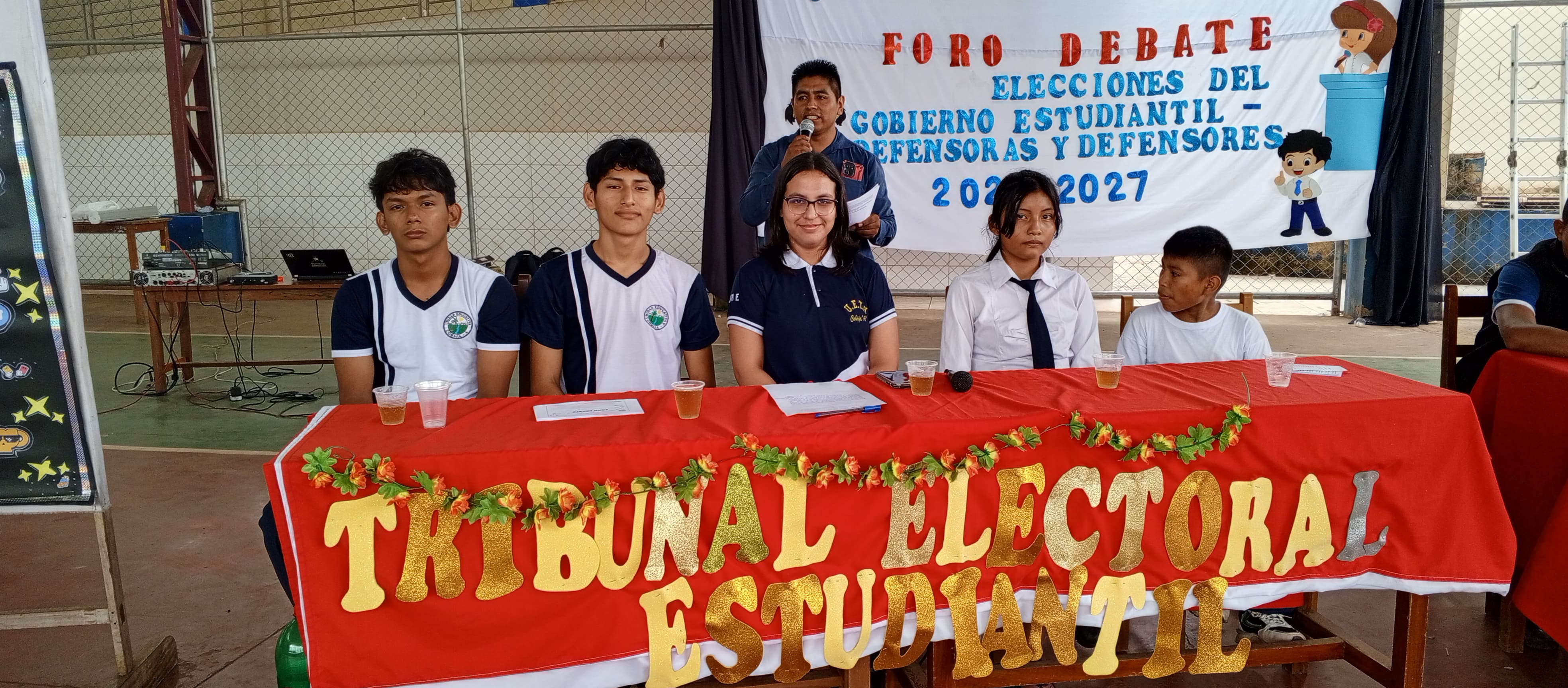 EN PANDO, LA “U.E. COBIJA A”, DESARROLLA FORO DEBATE DE CANDIDATOS A DEFENSORES Y DEFENSORAS ESTUDIANTILES PREVIO A LA JORNADA ELECTORAL