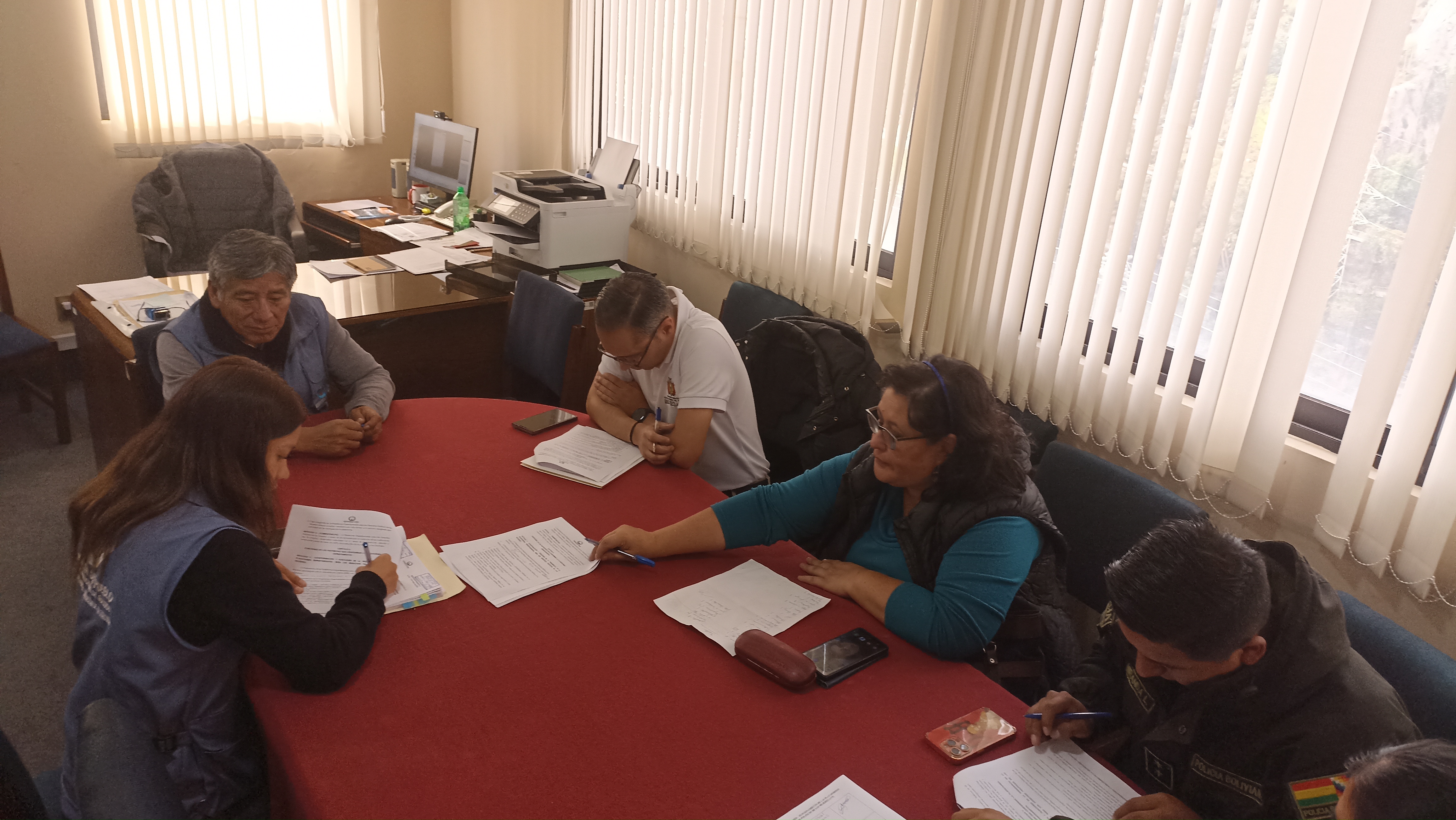 3RA. SESIÓN DE LA PLATAFORMA DEPARTAMENTAL PARA LOS DERECHOS POLÍTICOS DE LAS MUJERES CONCLUYÓ REGLAMENTO INTERNO CON PARTICIPACIÓN DE LA DEFENSORÍA DEL PUEBLO