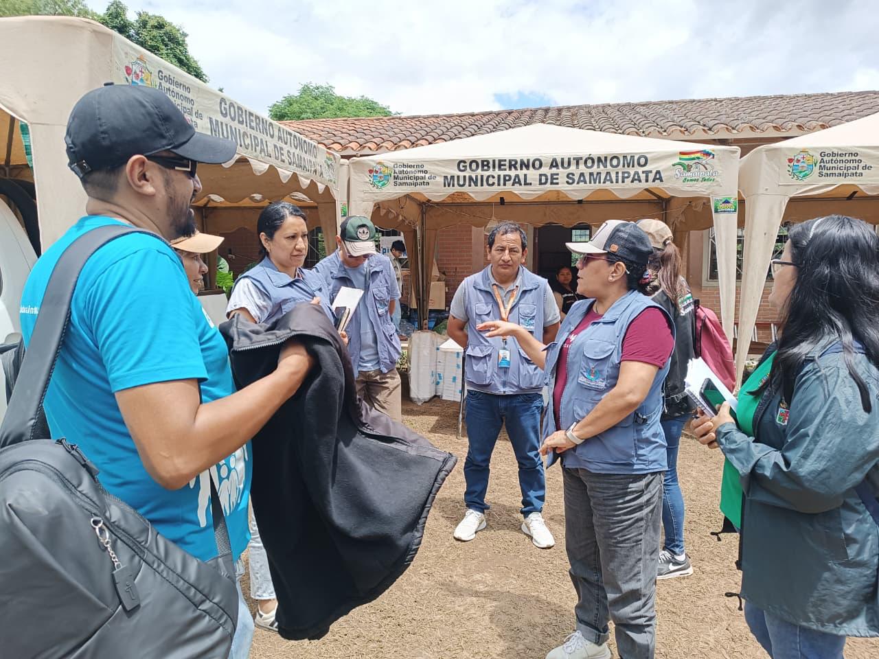 DEFENSORÍA DEL PUEBLO ENTREGA AYUDA HUMANITARIA EN ACHIRAS Y COORDINA ACCIONES PARA RESGUARDAR DERECHOS DE NIÑAS, NIÑOS Y ADOLESCENTES