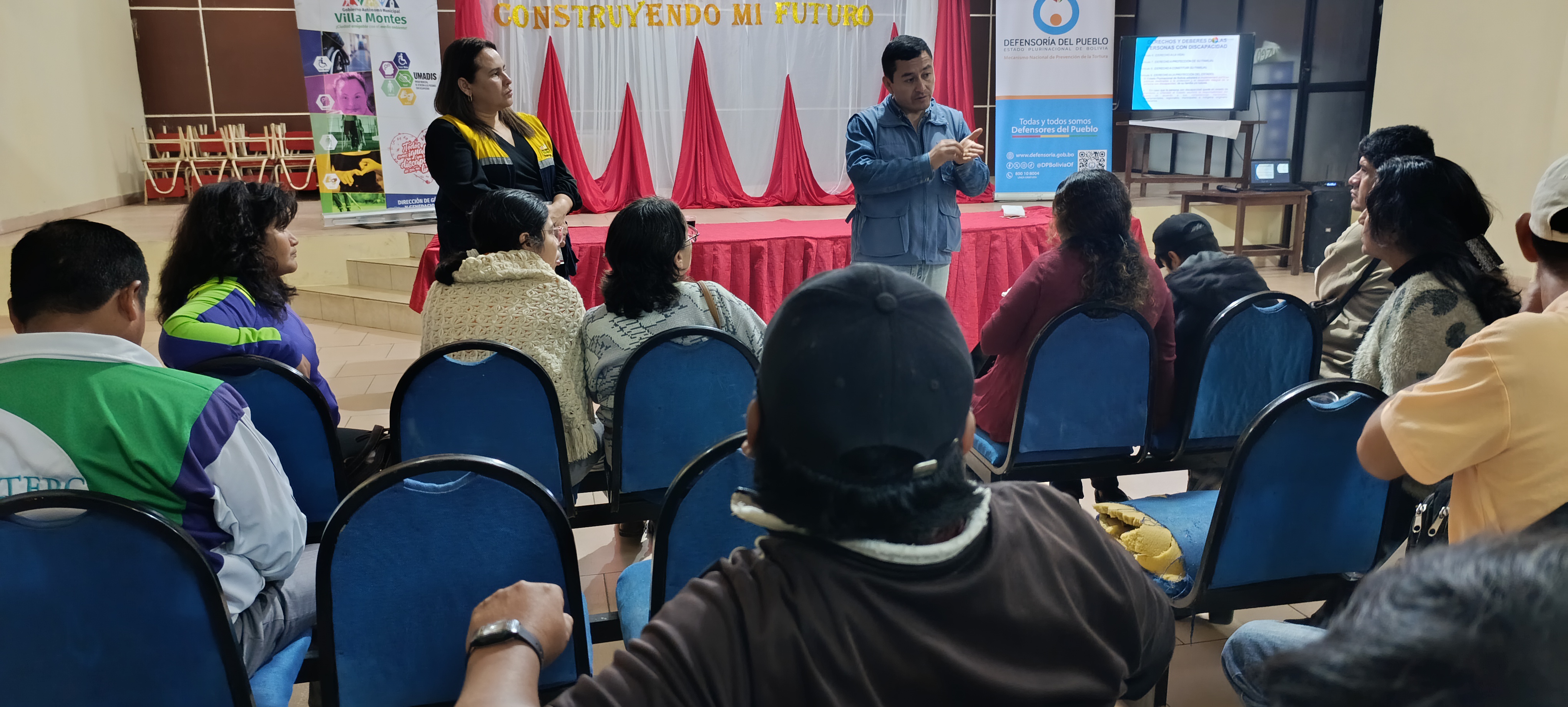 EN VILLA MONTES: DEFENSORÍA DEL PUEBLO FORTALECE A PERSONAS CON DISCAPACIDAD A TRAVÉS DE TALLERES DE CAPACITACIÓN Y ACUERDOS DE INCIDENCIA POLÍTICA