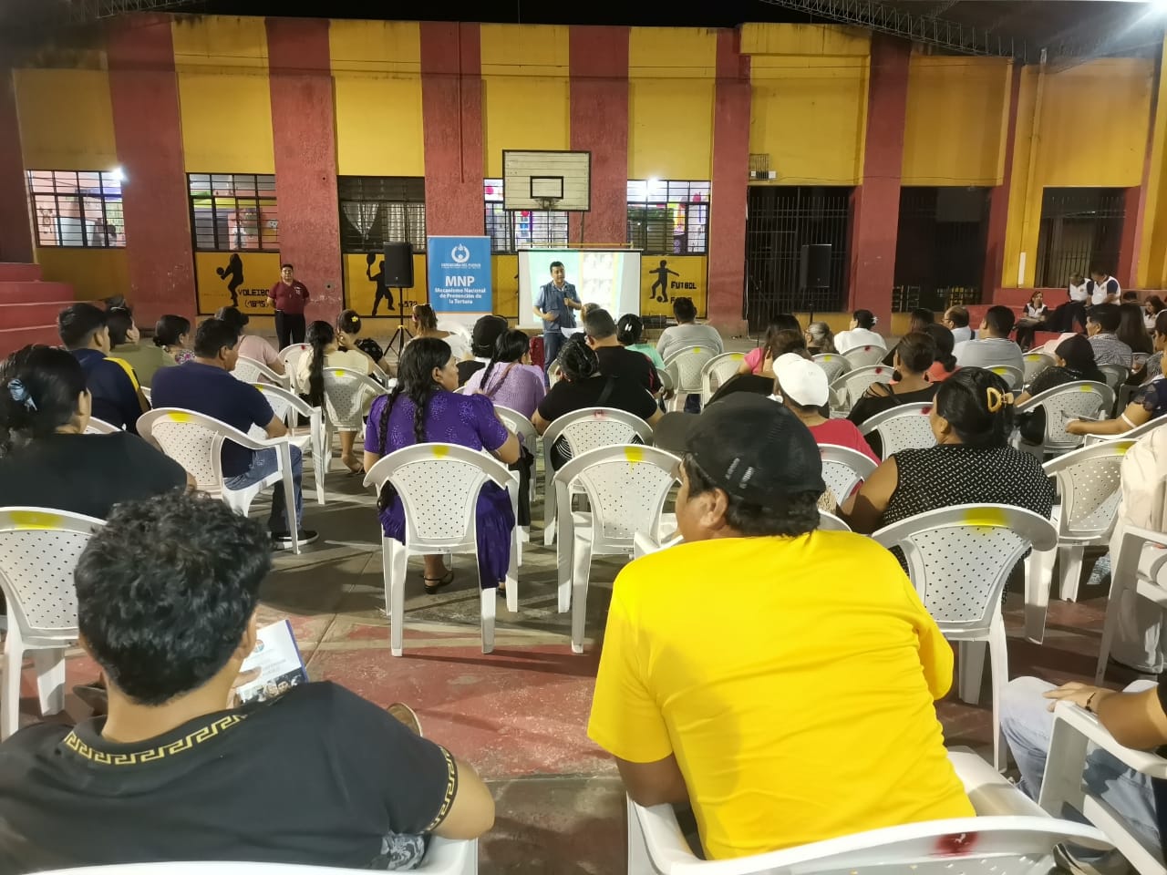 YACUIBA: DEFENSORÍA DEL PUEBLO PROMUEVE DERECHOS HUMANOS EN EL ÁMBITO FAMILIAR EN TALLER ORIENTADO A PADRES DE ADOLESCENTES